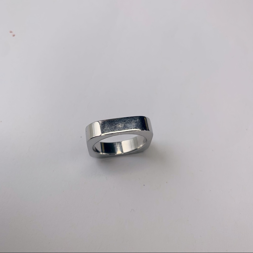 KAMSMAK Circle Meet Square RING - Picture 3 of 10